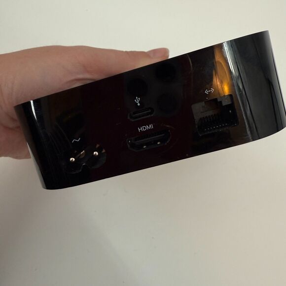 Apple TV 4th Gen Model A1625 Streaming Media Player Remote Power Cord TESTED - Picture 5 of 10